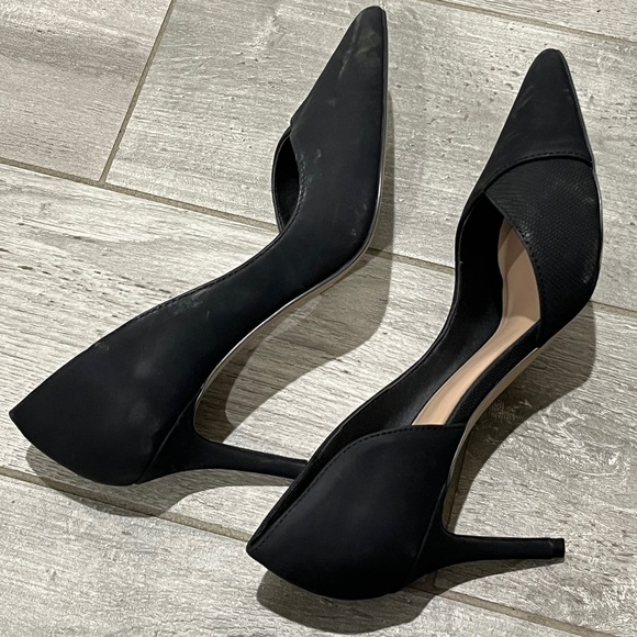 CALL IT SPRING vegan black pointed toe heels - Picture 2 of 9